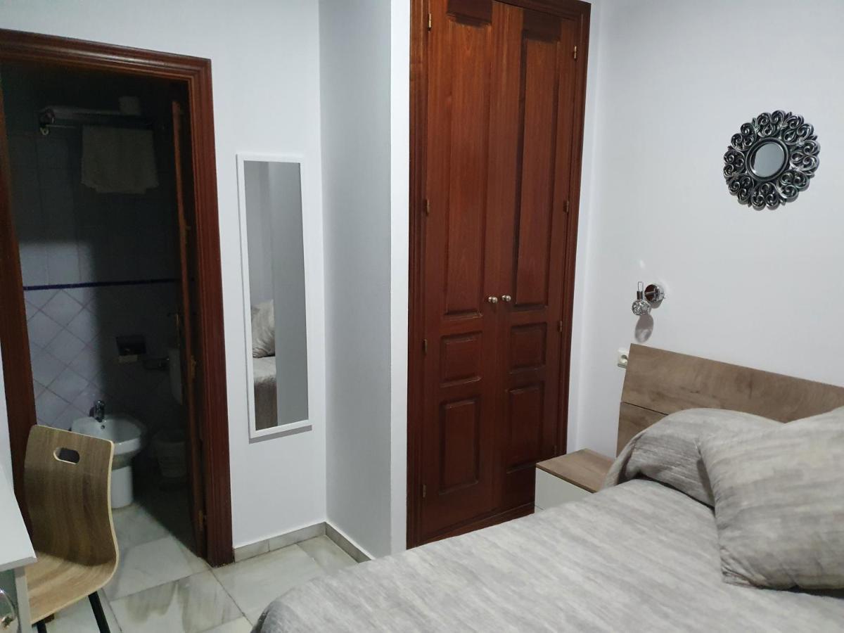 Puerta Carmona 2* Sevilha